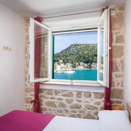 Adriatic Sunrise - House * بلاتشي