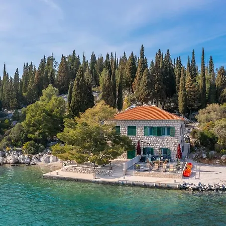 Adriatic Sunrise - House * بلاتشي