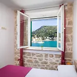 Adriatic Sunrise - House * Blace
