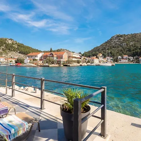 Adriatic Sunrise - Beach House *