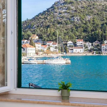 Adriatic Sunrise - House * Blace