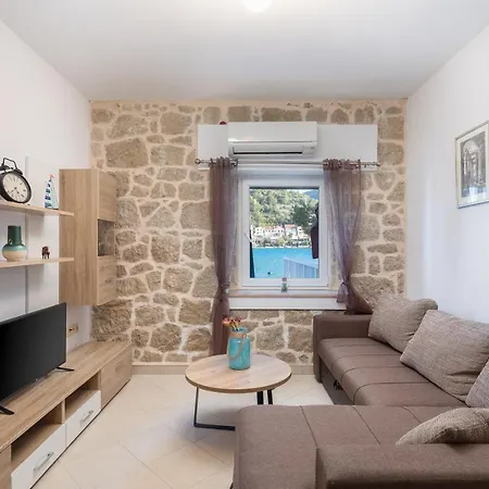 Nyaraló Adriatic Sunrise - House