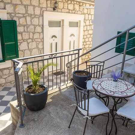 Adriatic Sunrise - House Ferienhaus