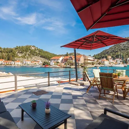 Adriatic Sunrise - House 펜션