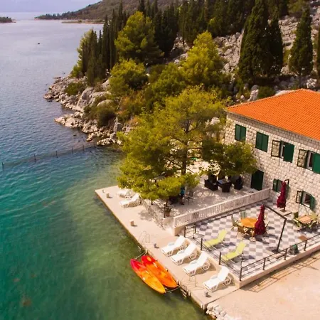 Adriatic Sunrise - House Nyaraló *