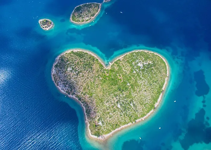 Holiday home Adriatic Sunrise - Beach House *