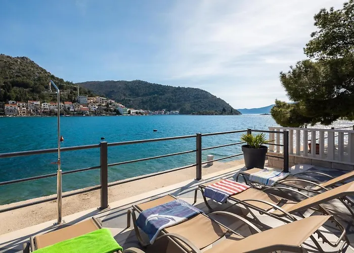 Holiday home Adriatic Sunrise - Beach House