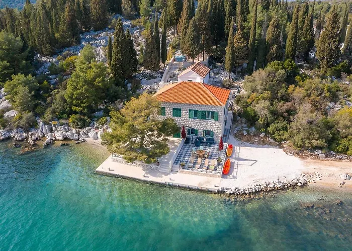 Adriatic Sunrise - Beach House Holiday home