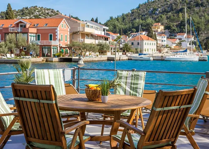 Holiday home Adriatic Sunrise - Beach House