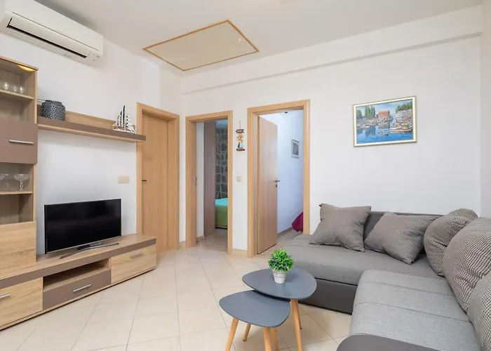 Adriatic Sunrise - Beach House Holiday home